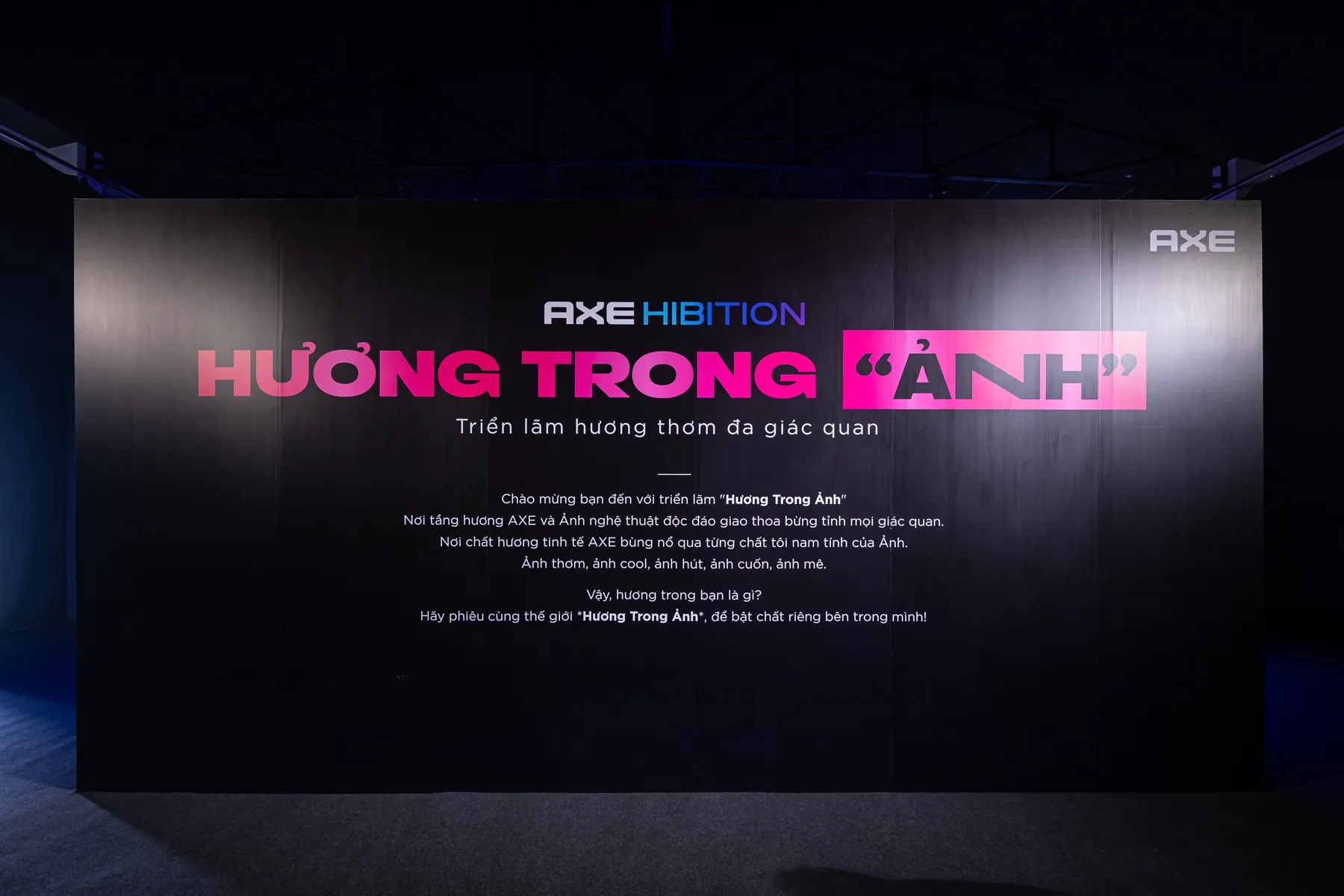 Bảng dẫn nhập AXEHIBITION Hương trong Ảnh